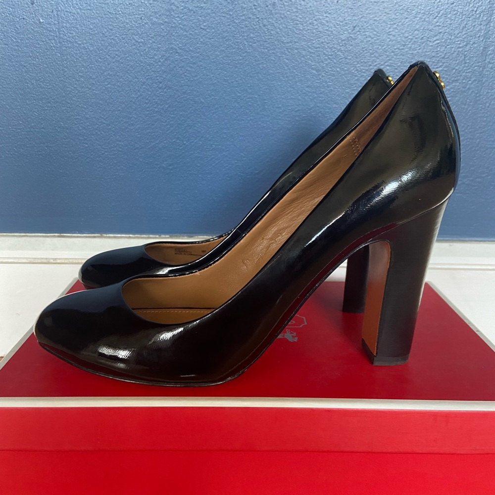 COACH - BLACK SHELLEY PATIENT - SIZE 9 - LIKE NEW